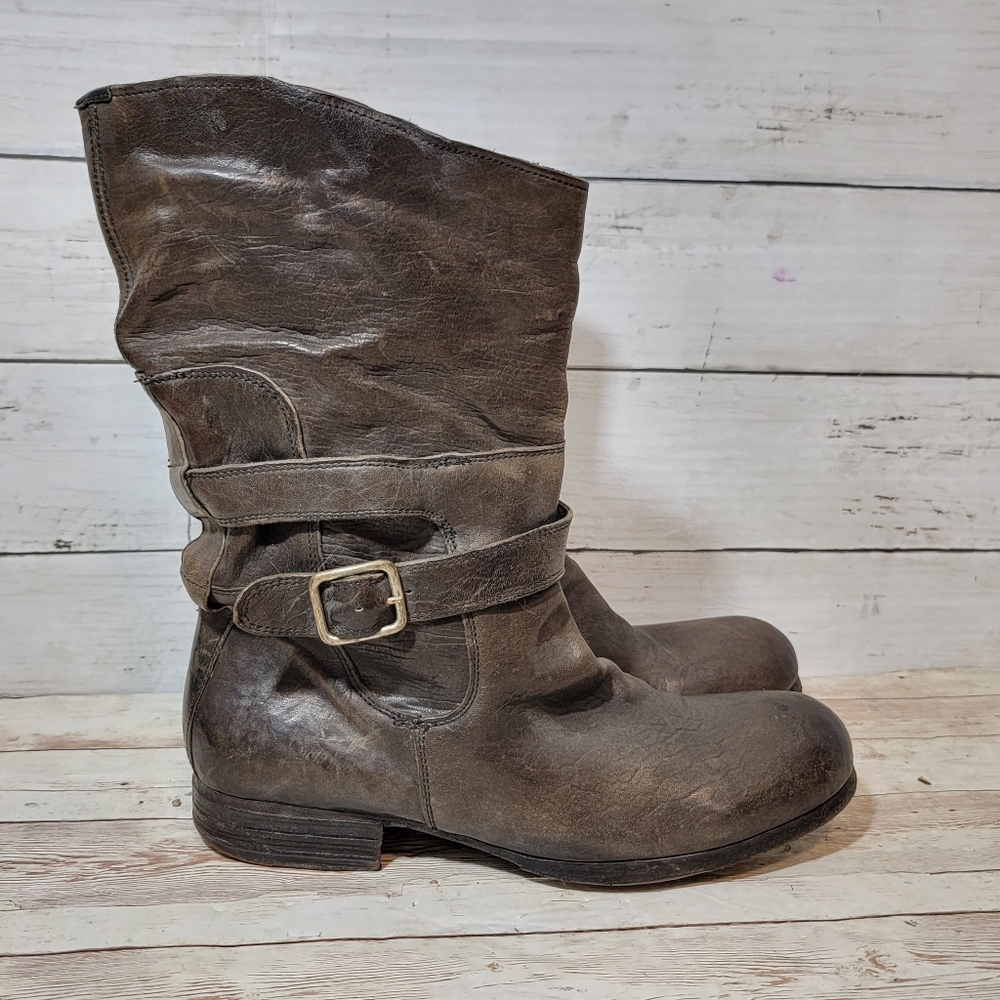 Officine Creative mid calf belted boots